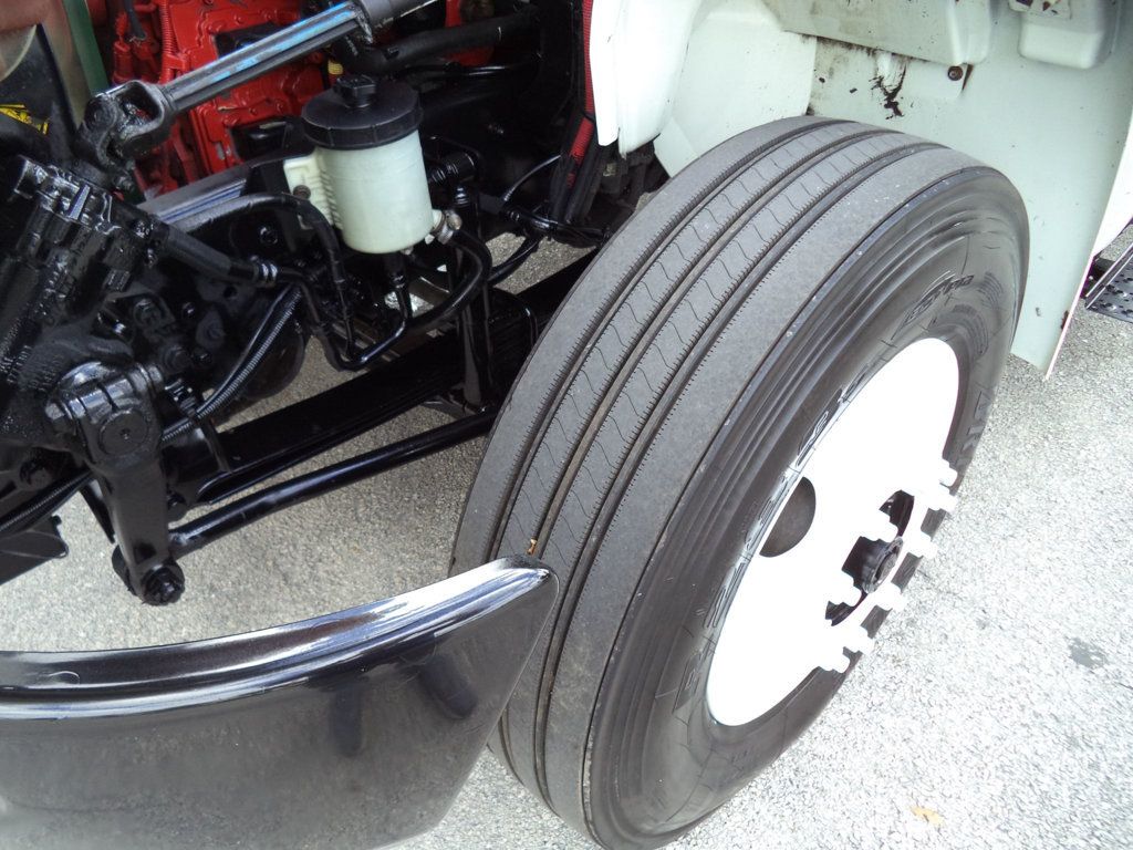 2019 International 4300 w/ 26ft Dry Freight Moving Box Truck w/ Lift Gate - 22999102 - 23