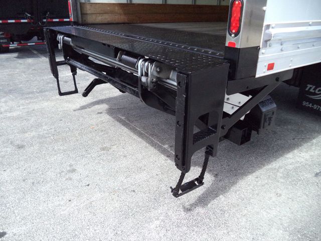 2019 International 4300 w/ 26ft Dry Freight Moving Box Truck w/ Lift Gate - 22999102 - 34