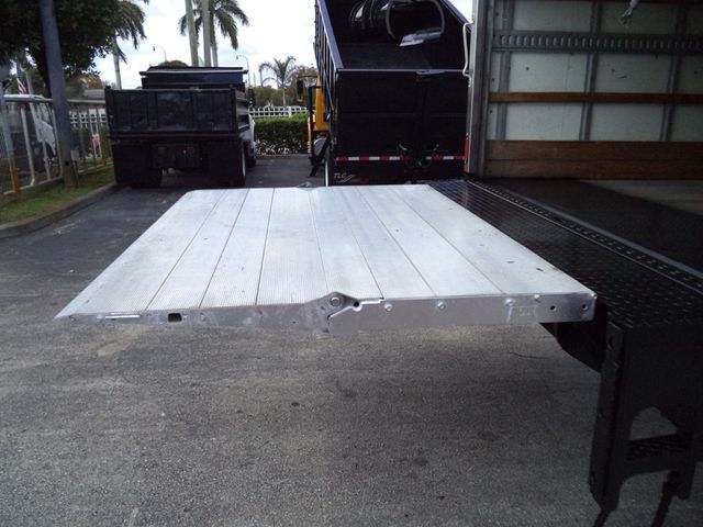 2019 International 4300 w/ 26ft Dry Freight Moving Box Truck w/ Lift Gate - 22999102 - 38