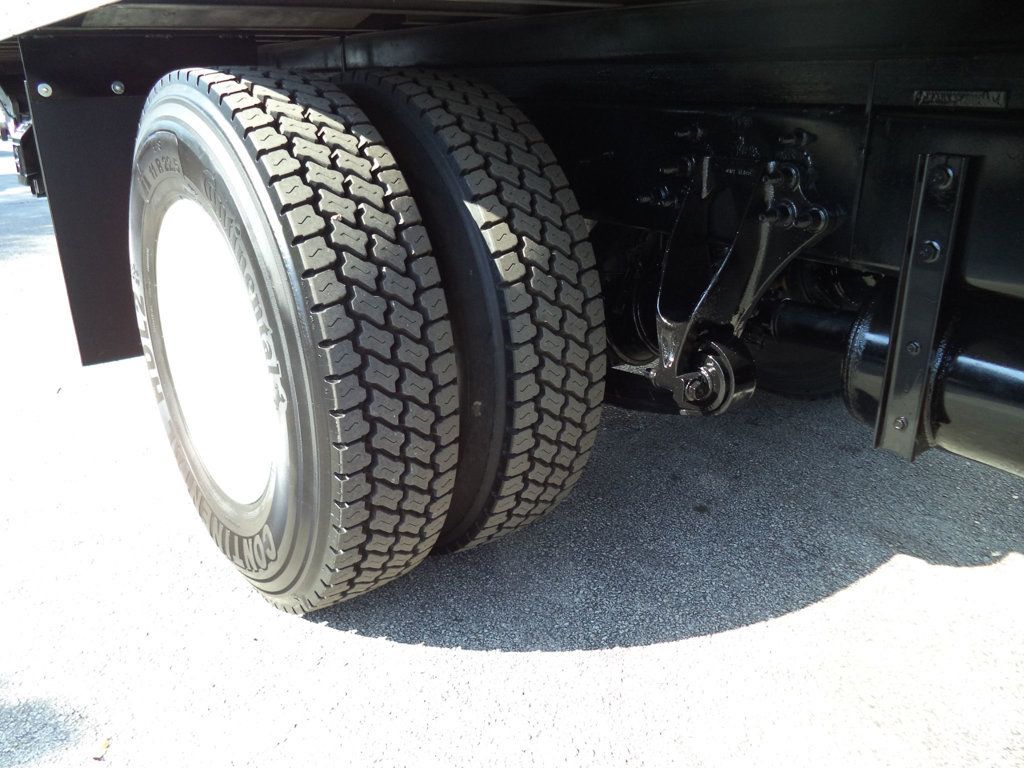 2019 International 4300 w/ 26ft Refrigerated Box Truck Carrier Supra 860 Reefer - 23005798 - 14