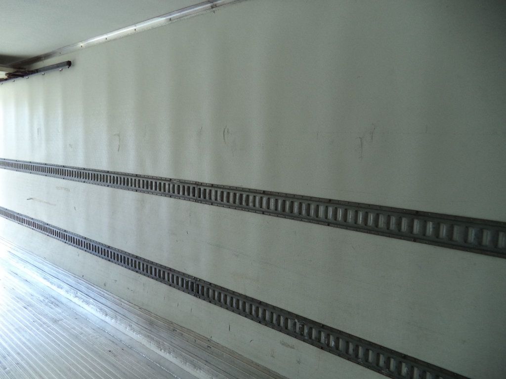 2019 International 4300 w/ 26ft Refrigerated Box Truck Carrier Supra 860 Reefer - 23005798 - 23