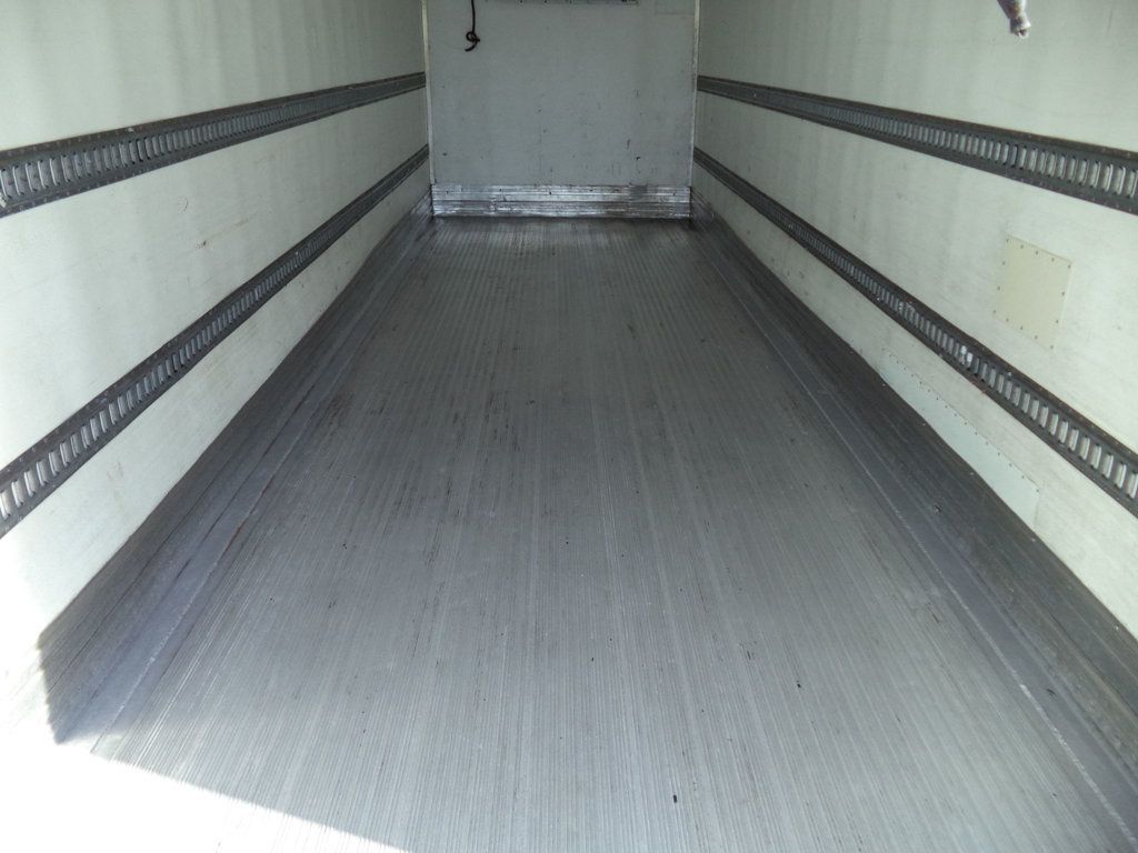 2019 International 4300 w/ 26ft Refrigerated Box Truck Carrier Supra 860 Reefer - 23005798 - 25