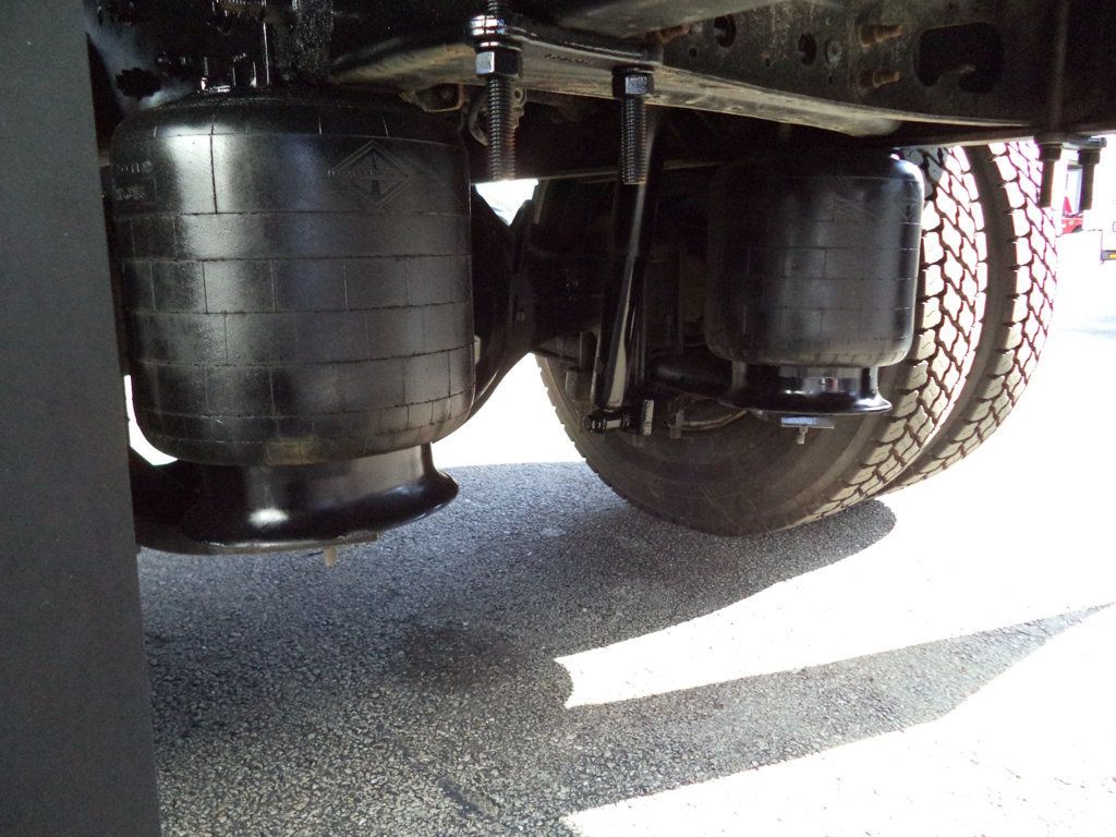 2019 International 4300 w/ 26ft Refrigerated Box Truck Carrier Supra 860 Reefer - 23005798 - 27