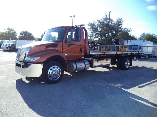 2019 International 4300 w/ Brand New 21' JerrDan 6 Ton XLP Car Carrier Rollback - 22919067 - 2
