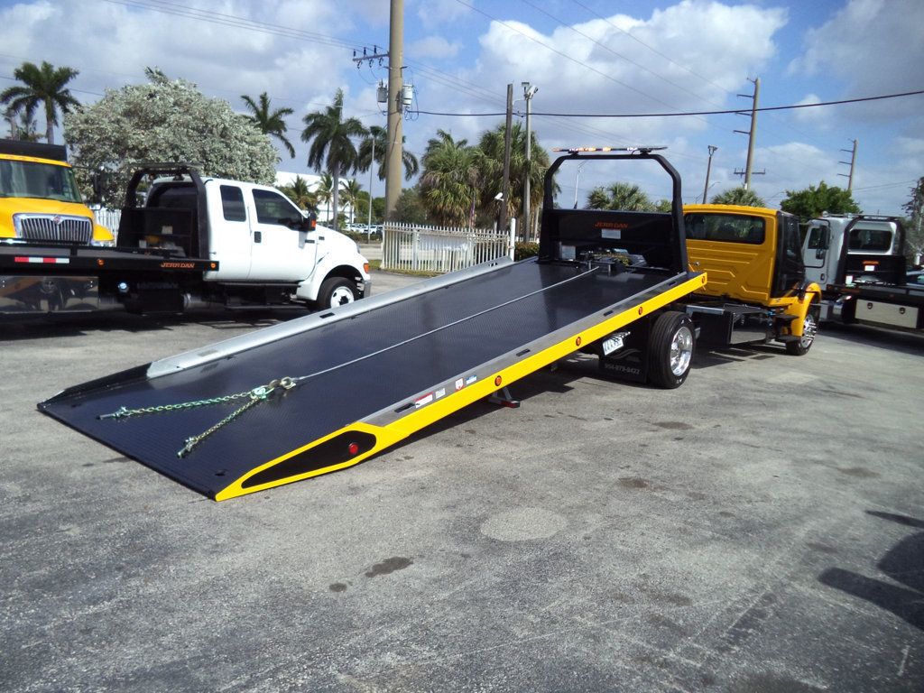 2019 International 4300 w/ Brand New 22' JerrDan 6 Ton XLP Car Carrier Rollback - 22829580 - 26