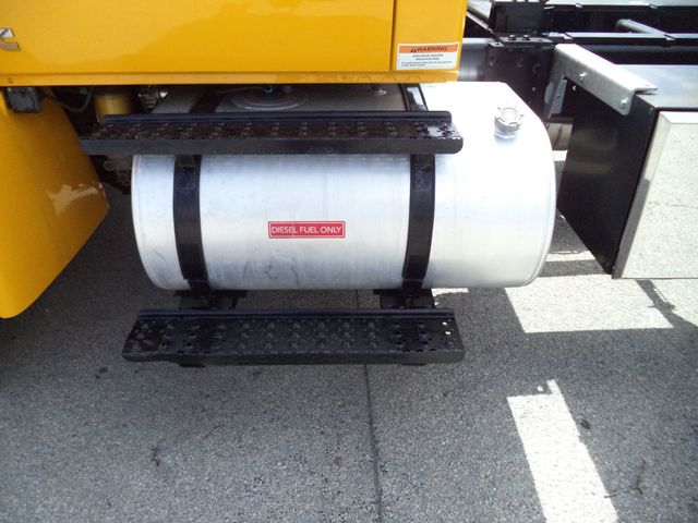 2019 International 4300 w/ Brand New 22' JerrDan 6 Ton XLP Car Carrier Rollback - 22870151 - 22