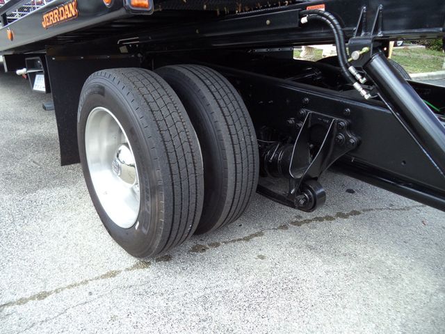 2019 International 4300 w/ Brand New 22' JerrDan 6 Ton XLP Car Carrier Rollback - 22870151 - 32