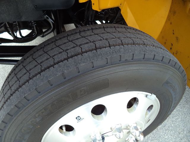 2019 International 4300 w/ Brand New 22' JerrDan 6 Ton XLP Car Carrier Rollback - 22870151 - 37