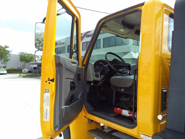 2019 International 4300 w/ Brand New 22' JerrDan 6 Ton XLP Car Carrier Rollback - 22870151 - 45