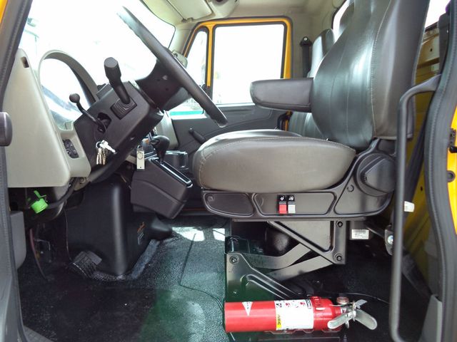 2019 International 4300 w/ Brand New 22' JerrDan 6 Ton XLP Car Carrier Rollback - 22870151 - 46