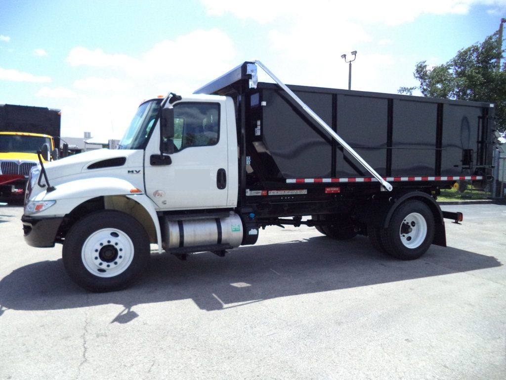 2019 International 4300 w/ NEW 14ft Switch-N-Go  Dumpster Bin Rolloff Truck - 23016319 - 10