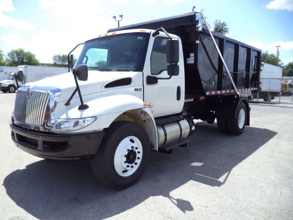 2019 International 4300 w/ NEW 14ft Switch-N-Go  Dumpster Bin Rolloff Truck - 23016319 - 11