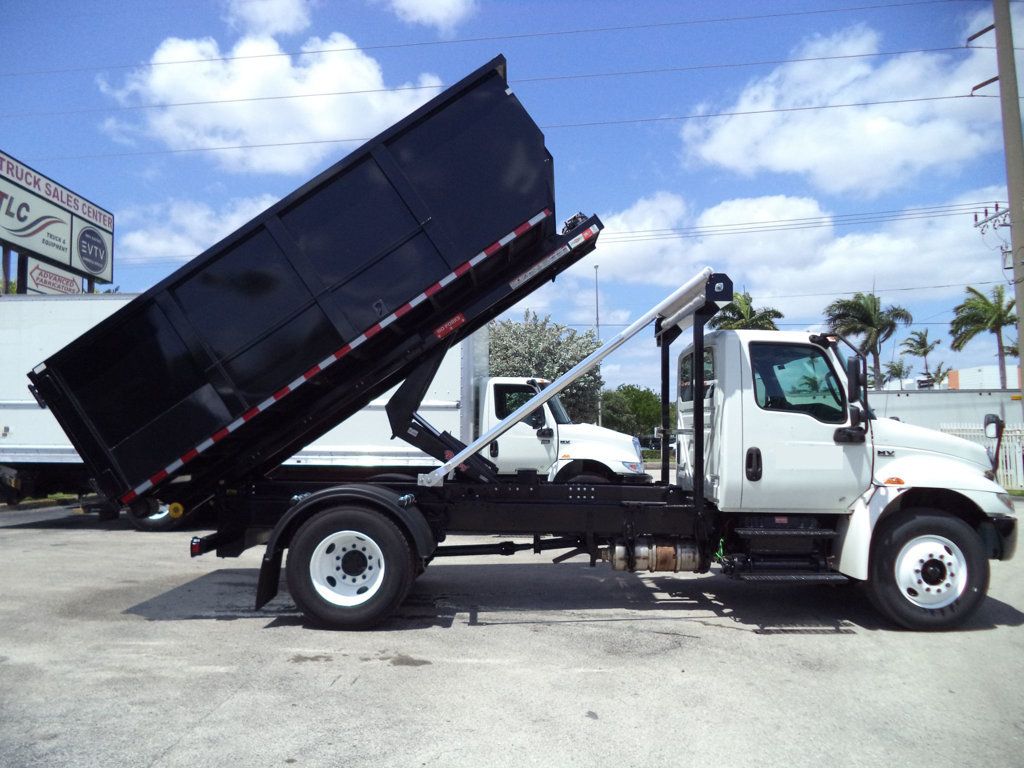 2019 International 4300 w/ NEW 14ft Switch-N-Go  Dumpster Bin Rolloff Truck - 23016319 - 21