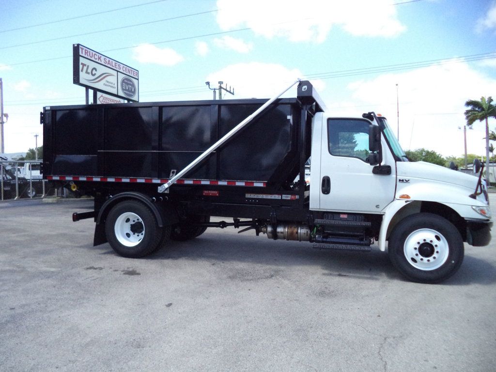 2019 International 4300 w/ NEW 14ft Switch-N-Go  Dumpster Bin Rolloff Truck - 23016319 - 3