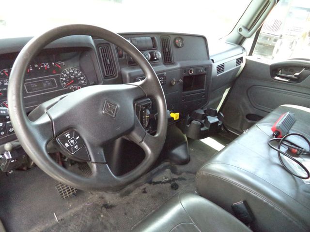 2019 International 4300 w/ NEW 14ft Switch-N-Go  Dumpster Bin Rolloff Truck - 23016319 - 58