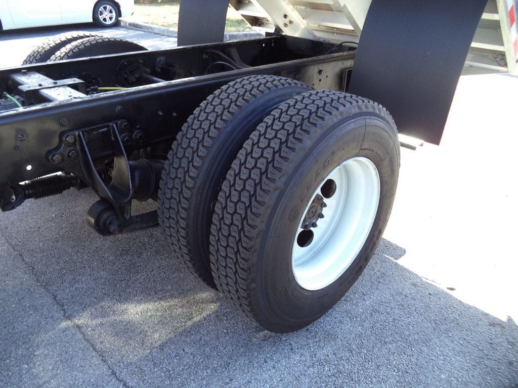 2019 International 4300 w/ New 16ft Aluminum Chipper Truck Landscape Dump Body - 22724574 - 12