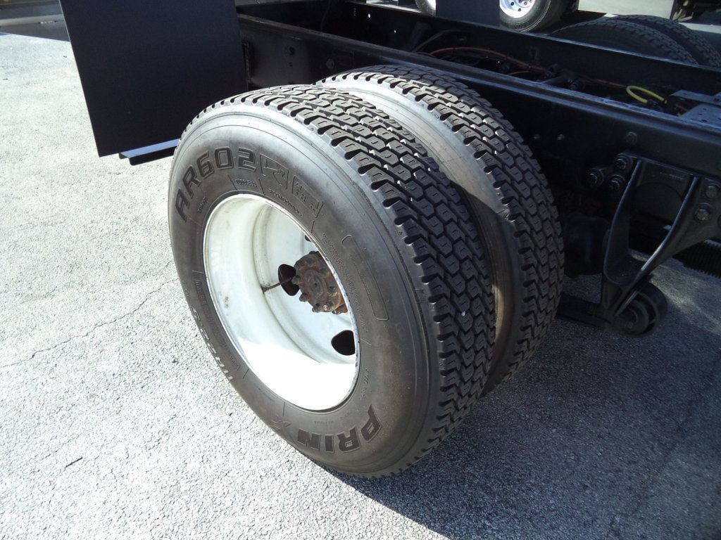 2019 International 4300 w/ New 16ft Aluminum Chipper Truck Landscape Dump Body - 22724574 - 15