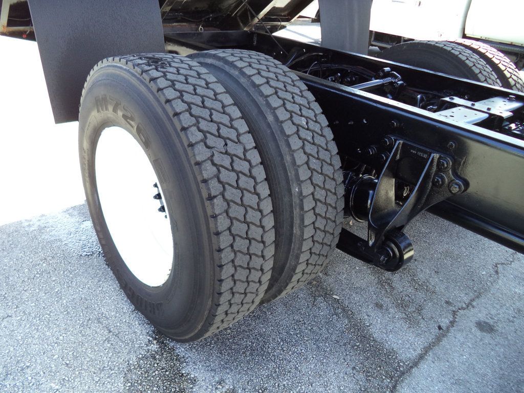 2019 International 4300 w/ New 18ft Steel Trash Dump Body Landscape Dump - 22986399 - 28