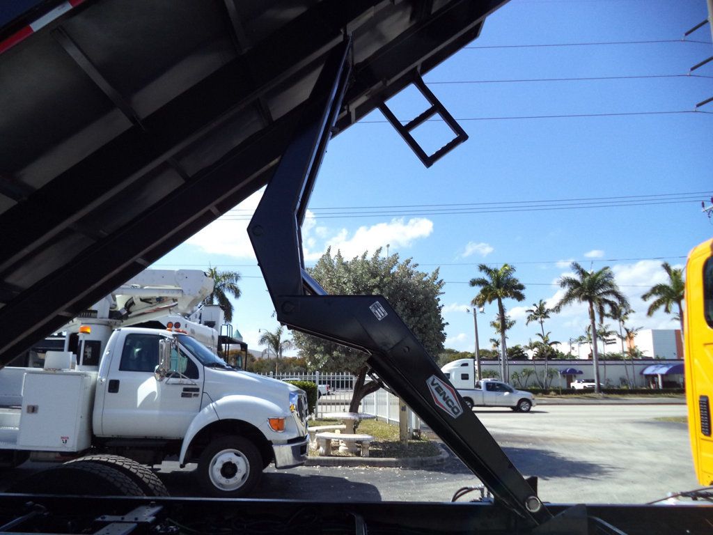 2019 International 4300 w/ New 18ft Steel Trash Dump Body Landscape Dump - 22986399 - 32