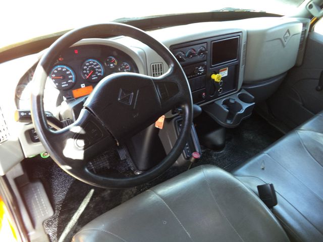 2019 International 4300 w/ New 18ft Steel Trash Dump Body Landscape Dump - 22986399 - 40