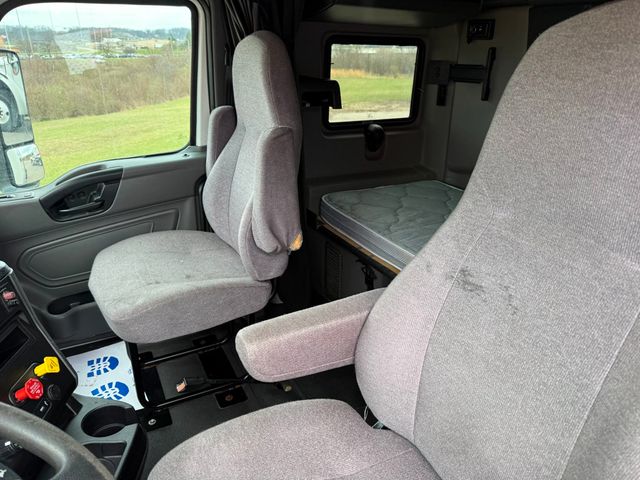 2019 International LT625  - 23006176 - 7