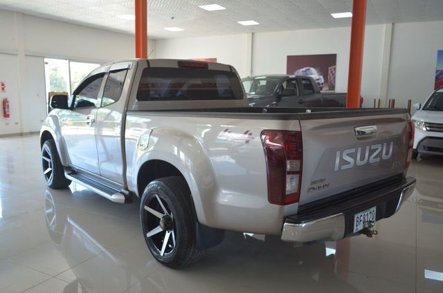 2019 Isuzu IQL7067 D-Max Double Cab 2.5 Turbo Diesel Automatico Y Full Extras - 20410340 - 3