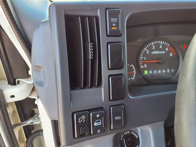 2019 Isuzu NPR 14' Box Truck w/Liftgate - 23009758 - 26