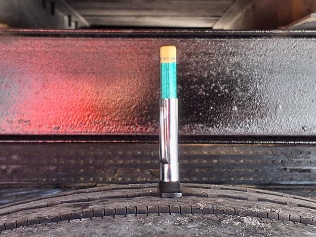 2019 Isuzu NPR 20' Box Truck w/Liftgate - 22950932 - 35