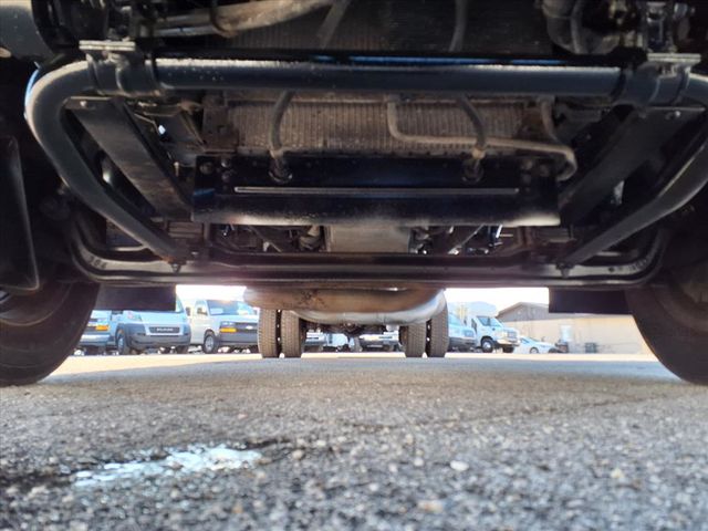 2019 Isuzu NPR 24' Box Truck - 22938181 - 26