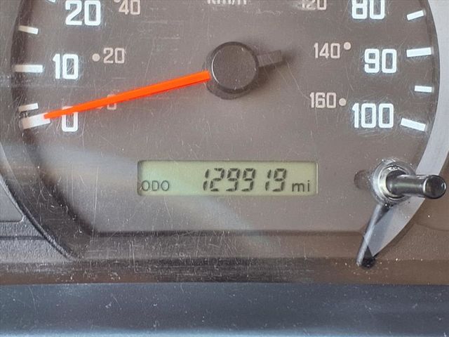 2019 Isuzu NPR 24' Box Truck - 22938181 - 33