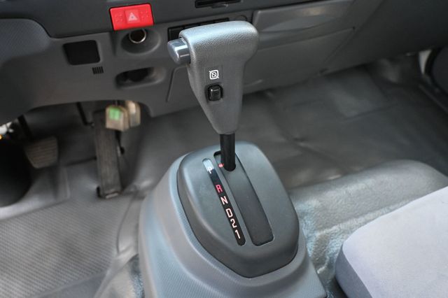 2019 Isuzu NPR Med Duty NPR HD Regular Cab Diesel  - 23041151 - 9