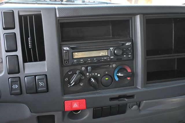 2019 Isuzu NPR Med Duty NPR HD Regular Cab Diesel  - 23041151 - 8