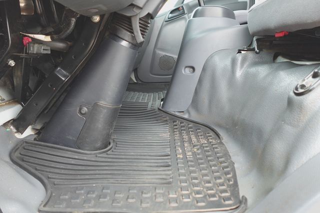 2019 Isuzu NPR HD (14ft Landscape w/ Split Ramps) - 23019280 - 23