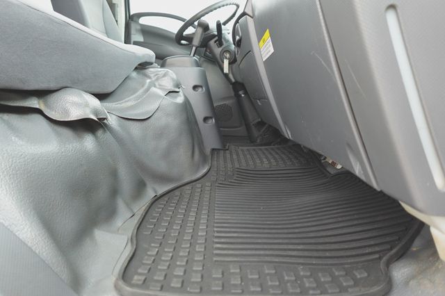 2019 Isuzu NPR HD (14ft Landscape w/ Split Ramps) - 23019280 - 26