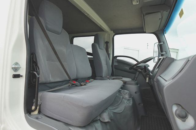 2019 Isuzu NPR HD (14ft Landscape w/ Split Ramps) - 23019280 - 32