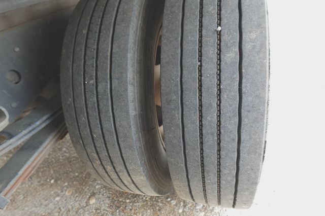 2019 Isuzu NPR HD (14ft Landscape w/ Split Ramps) - 23019280 - 46