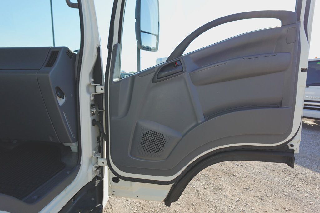 2019 Isuzu NPR HD (16ft Box with Lift Gate) - 22624663 - 18