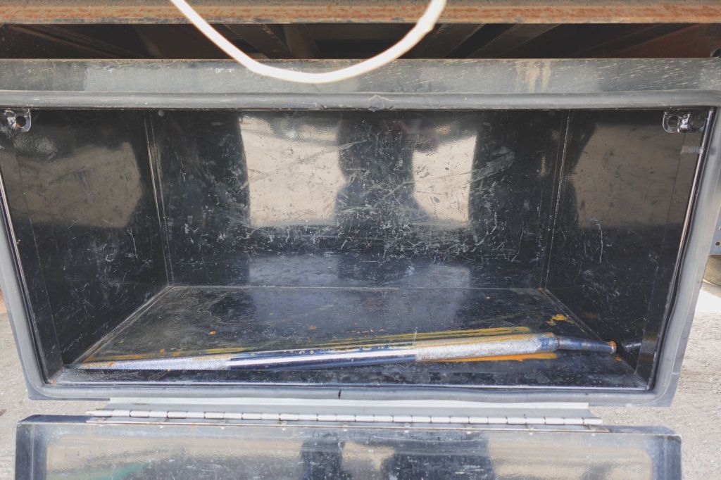 2019 Isuzu NPR HD (16ft Stakebed w/Liftgate) - 22481877 - 18