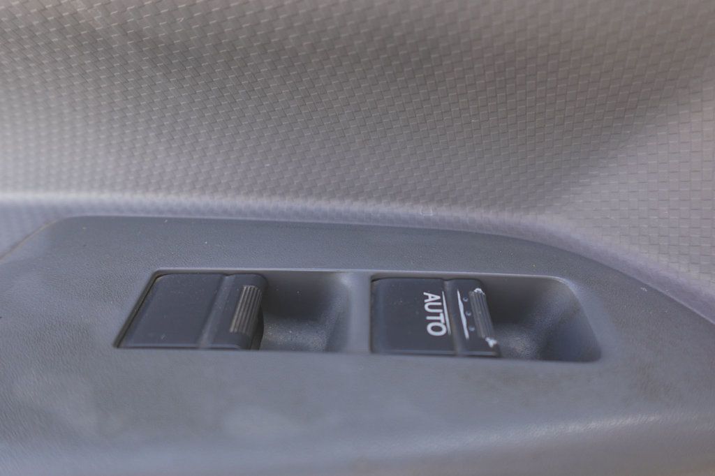 2019 Isuzu NPR HD (16ft Stakebed w/Liftgate) - 22481877 - 20