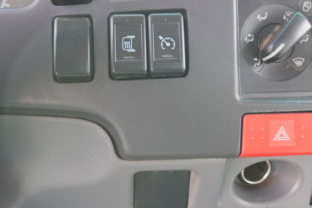 2019 Isuzu NPR HD (16ft Stakebed w/Liftgate) - 22481877 - 34