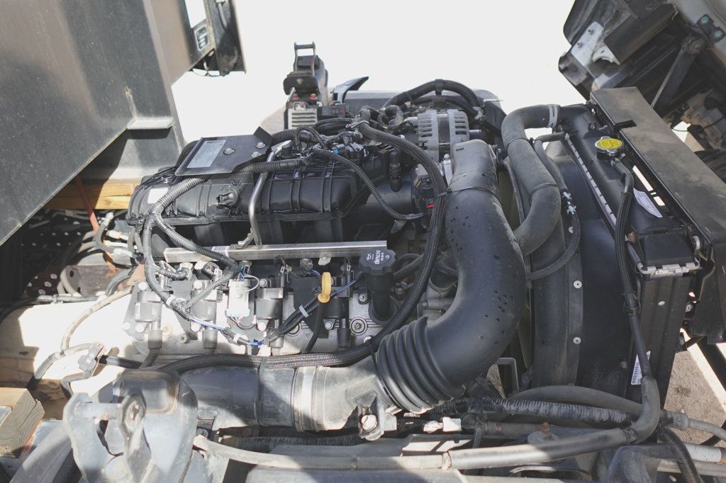 2019 Isuzu NPR HD (16ft Stakebed w/Liftgate) - 22481877 - 43