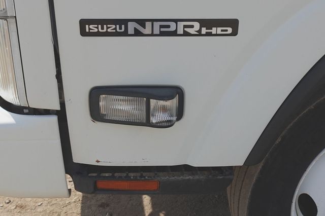 2019 Isuzu NPR HD (16ft Stakebed w/Liftgate) - 22481877 - 48