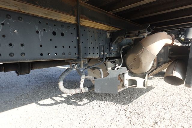 2019 Isuzu NPR HD (20ft Box w/ Lift Gate) - 22963602 - 12