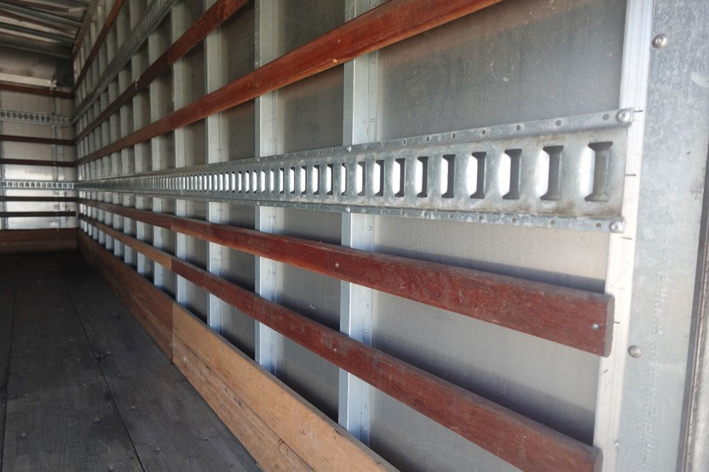 2019 Isuzu NPR HD (20ft Box w/ Lift Gate) - 22963602 - 21