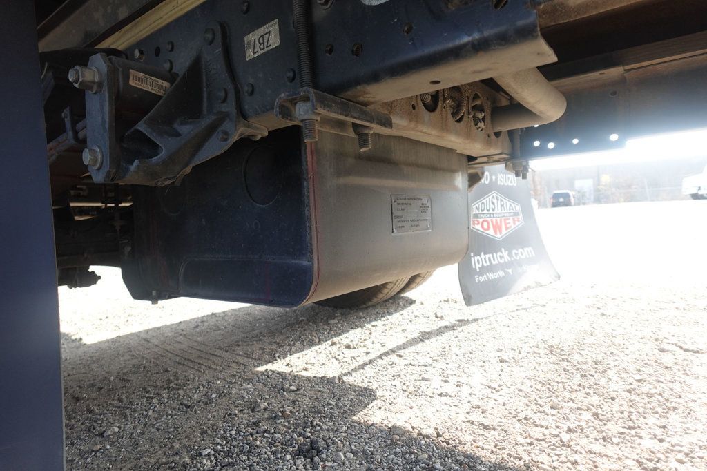 2019 Isuzu NPR HD (20ft Box w/ Lift Gate) - 22963602 - 23