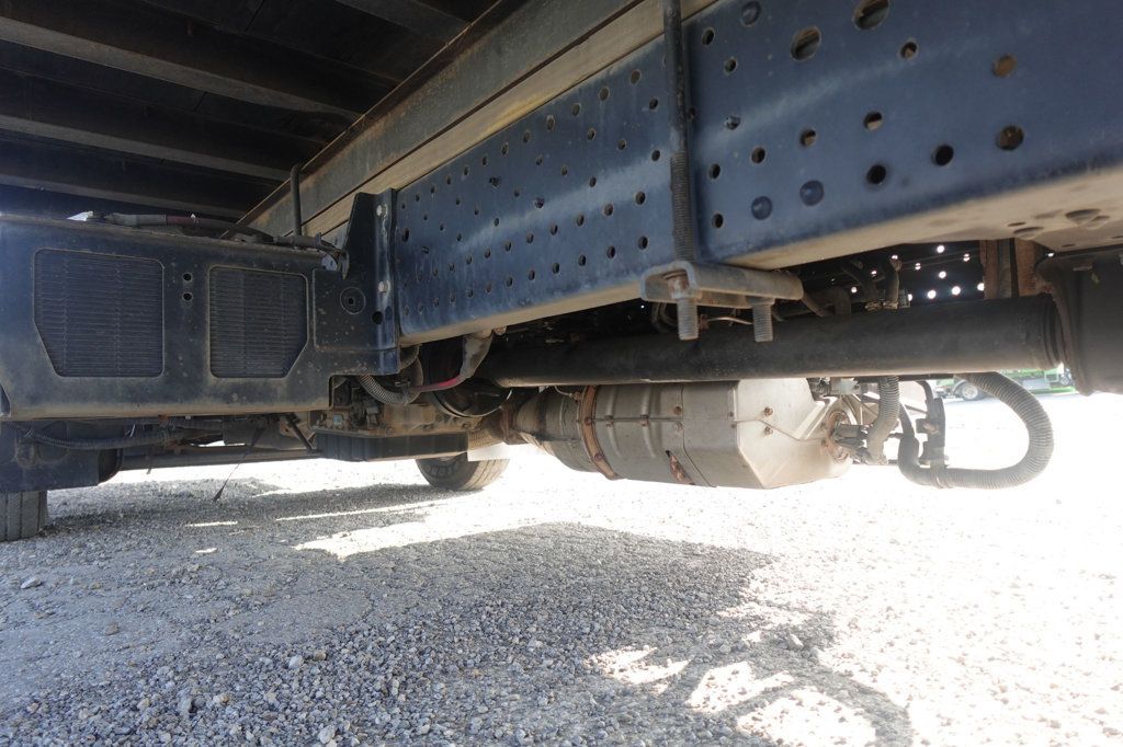 2019 Isuzu NPR HD (20ft Box w/ Lift Gate) - 22963602 - 26