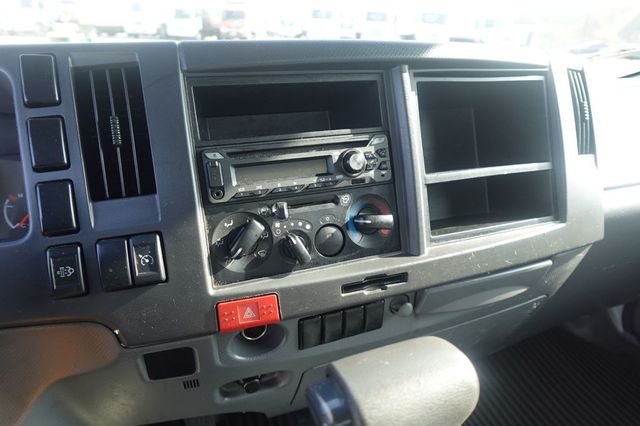 2019 Isuzu NPR HD (20ft Box w/ Lift Gate) - 22963602 - 38