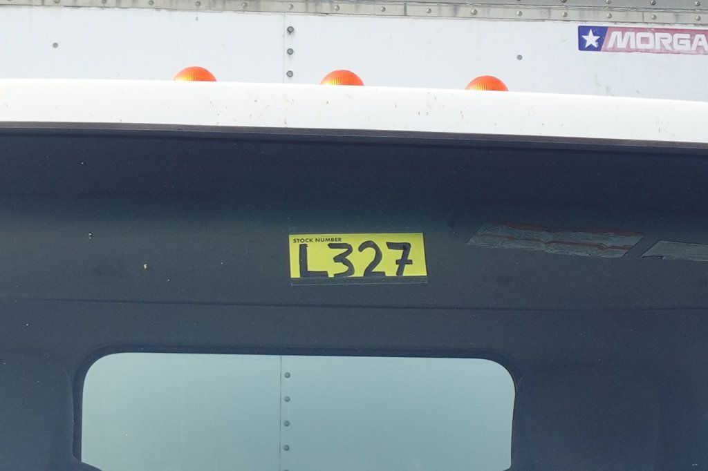 2019 Isuzu NPR HD (20ft Box w/ Lift Gate) - 22963602 - 60