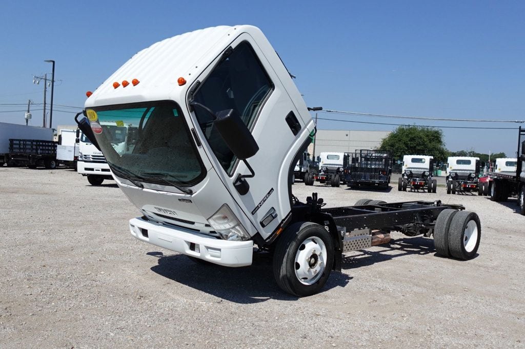 2019 Isuzu NPR HD (Cab Chassis-Gas) - 22481877 - 33