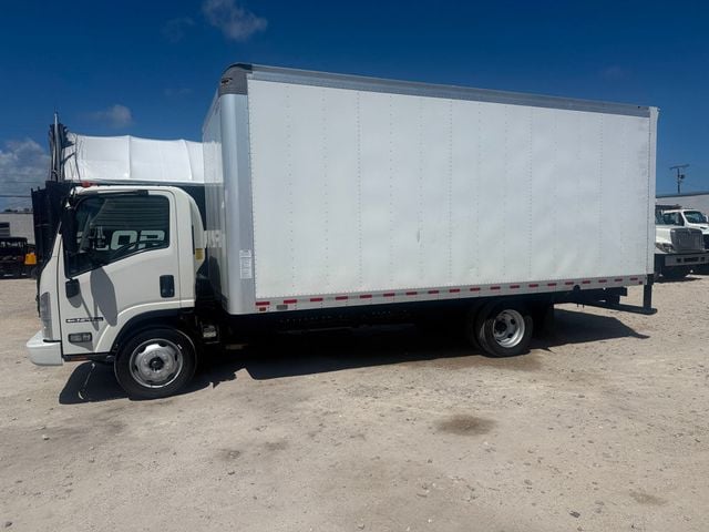2019 Isuzu NPR HD 20' Box Truck  - 22995867 - 1